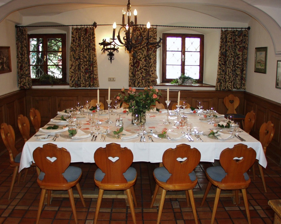 Konferenzhotel - Restaurant Stüberl im ländlichem Wohlfühlambiente - Symposion Landhotel Forsthof
