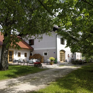 Außenansicht Jagdhaus - Symposion Landhotel Forsthof