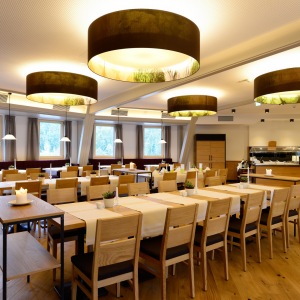 Seminarhotel - Restaurant - Symposion Hotel Schwarz Alm Zwettl