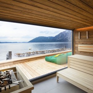 See-Sauna mit Blick auf den Traunsee