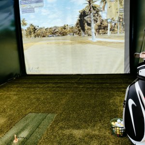 Indoor-Golf - Golfsimulator - Symposion Hotels - Seminarhotel