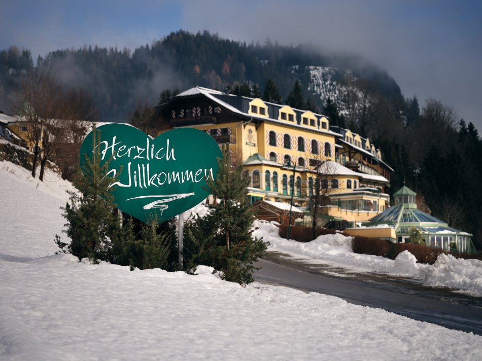 Außenansicht Winter - Symposion Hotel Pichlmayrgut