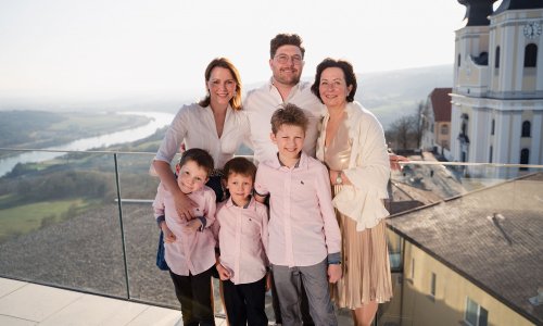 Wie kombiniert man Beruf & Familie? Interviews im Hotel Schachner