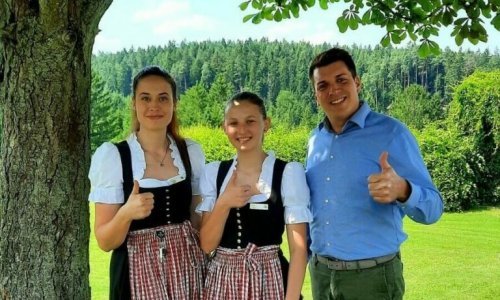 www.ferialpraxis.info – die neue Job-Plattform in Kooperation mit über 70 Österreichischen Tourismus- & Wirtschaftsschulen